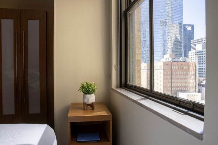 Room 17 of 54