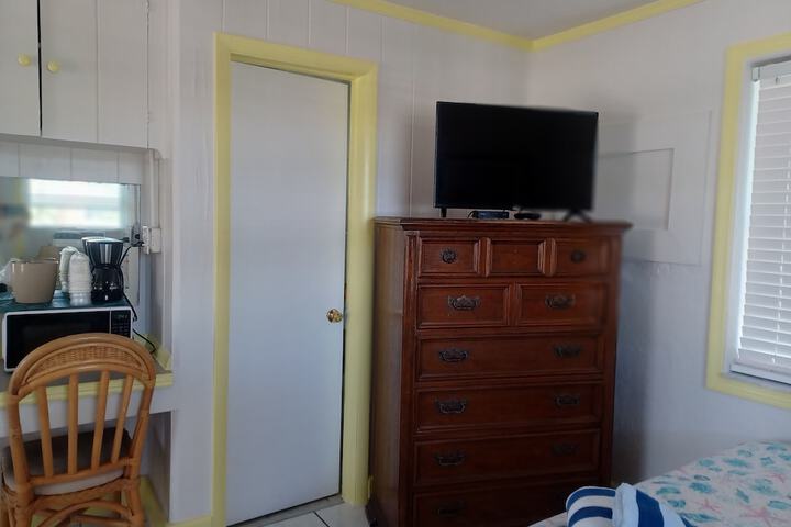 Room 40 of 69