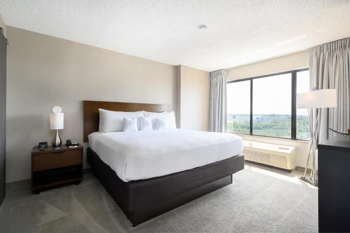 Room 20 of 37