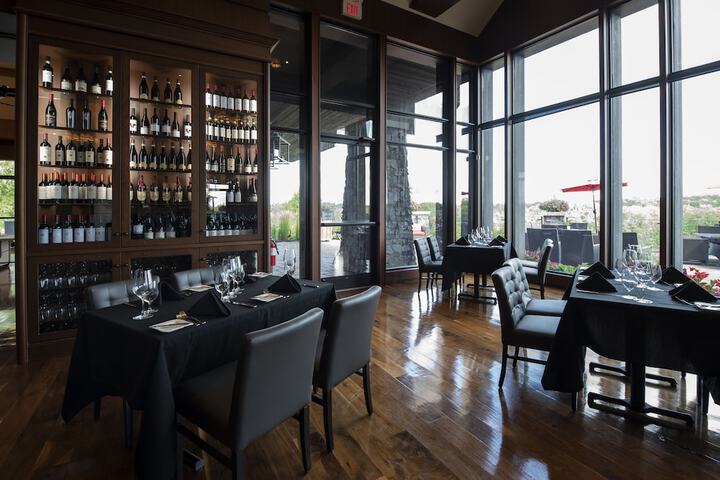 Dining 87 of 127