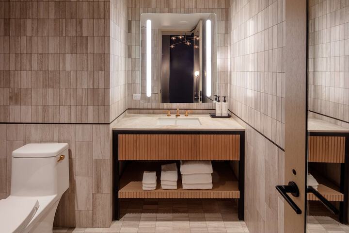 Tempo by Hilton New York Times Square