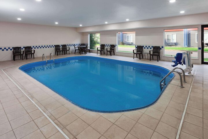 Pool 3 of 26