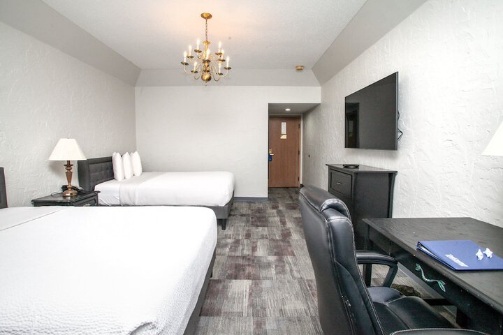 Chateau Hotel and Conference Center