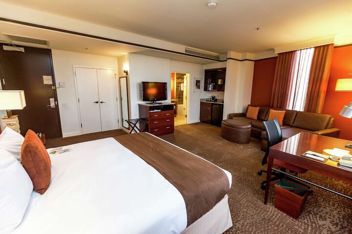 Room 54 of 169