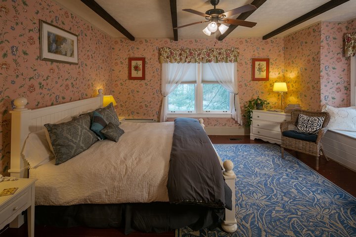 Room 51 of 95