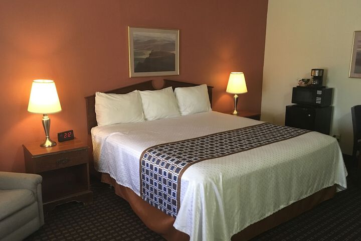 Room 18 of 27