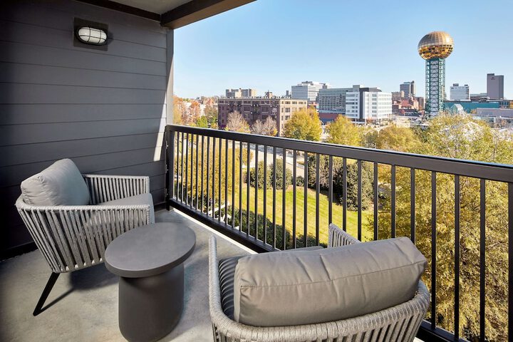 Cumberland House Knoxville Tapestry Collection by Hilton