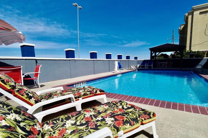 Pool 12 of 86