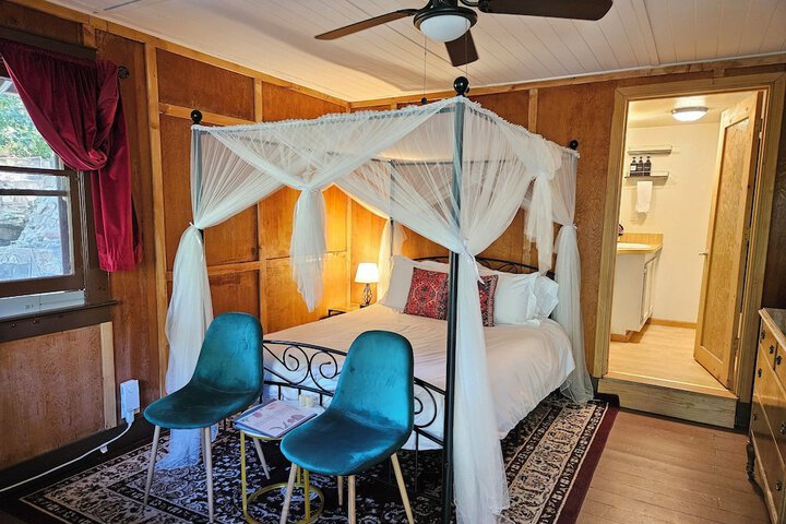 Room 46 of 72