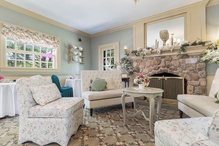 Westbrook Inn B & B