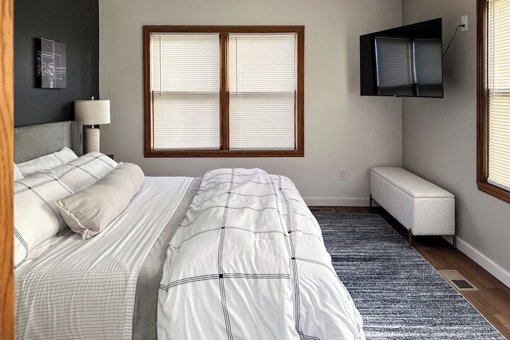 DTW Suites