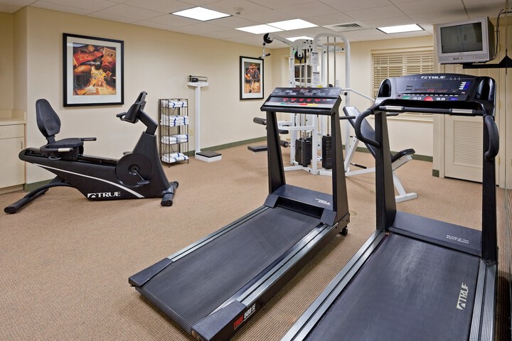 Staybridge Suites Cranbury by IHG