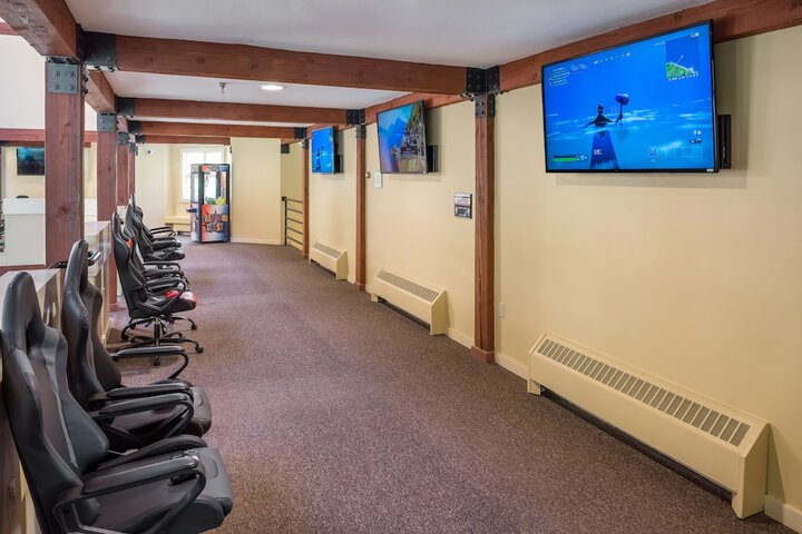 Steele Hill Resorts