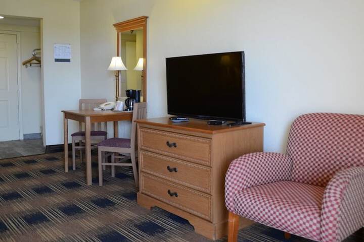 Room 25 of 41
