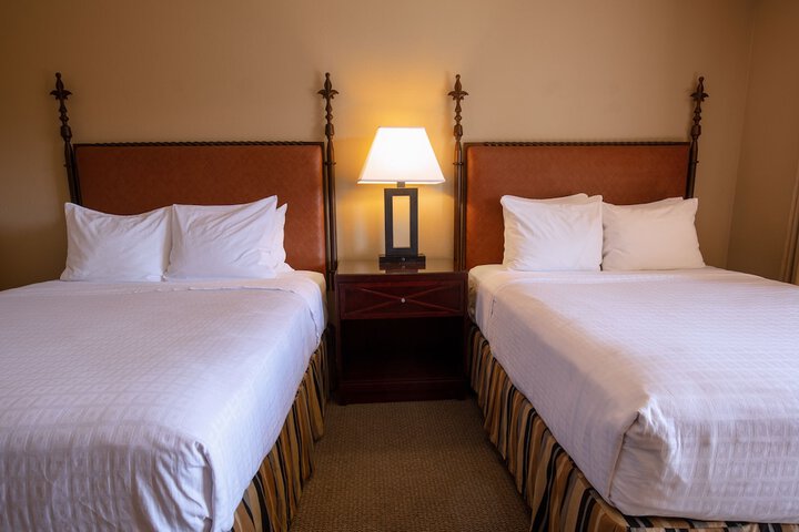 Riverside Inn