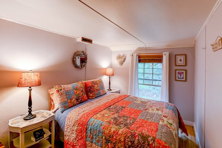 Room 16 of 54