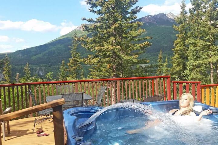 Denali Crows Nest Cabins