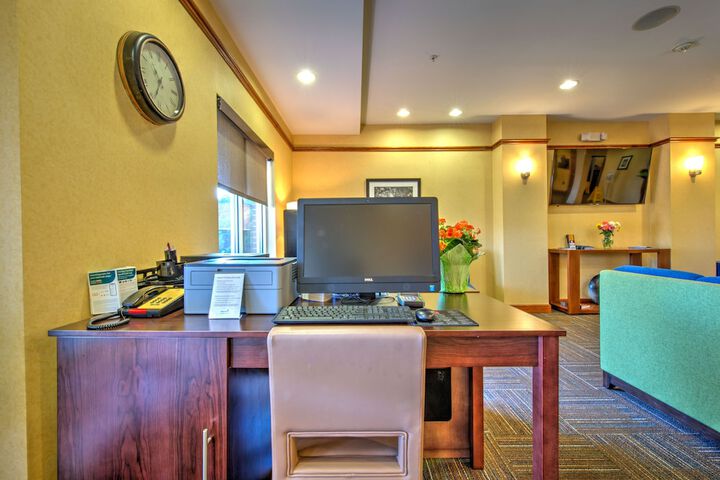 Comfort Suites Urbana Champaign University Area