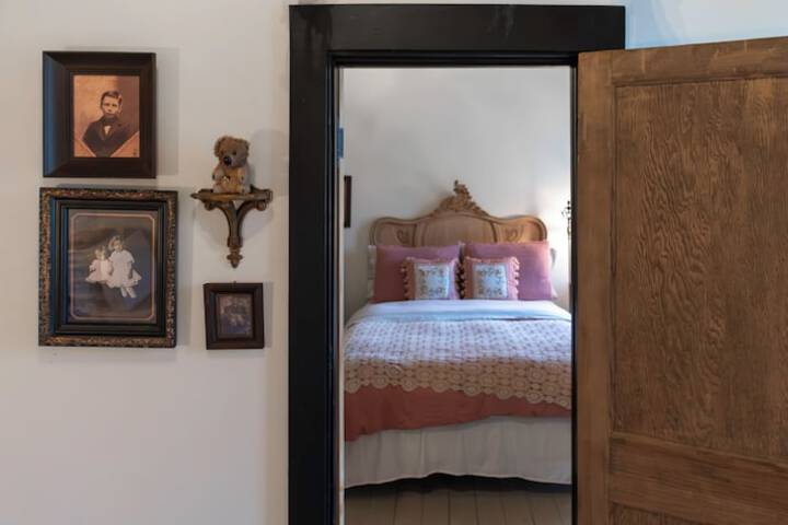 Room 22 of 60