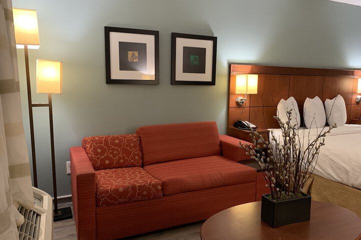 Room 8 of 31