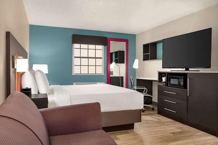 Room 19 of 45