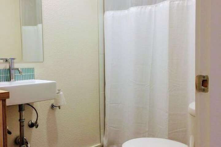 Room 40 of 68