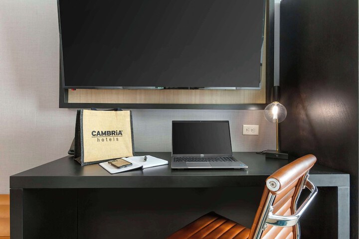 Room 20 of 90