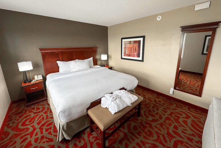 Ramada by Wyndham Sherwood Park