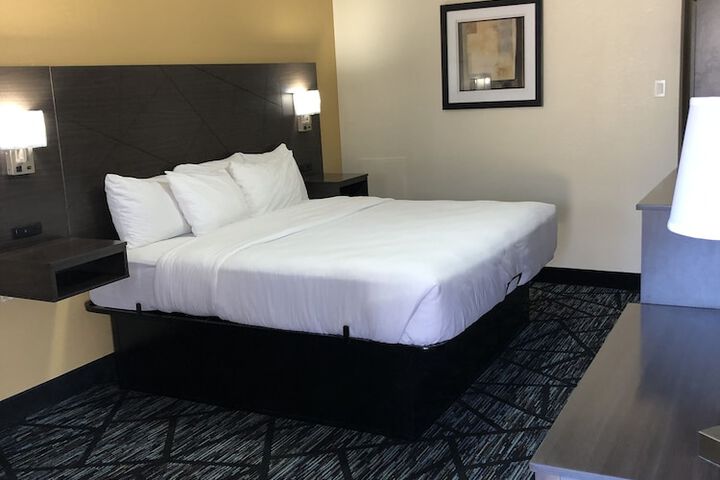 Room 20 of 42