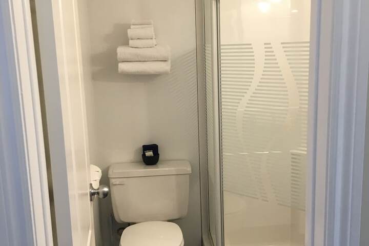 Room 73 of 88