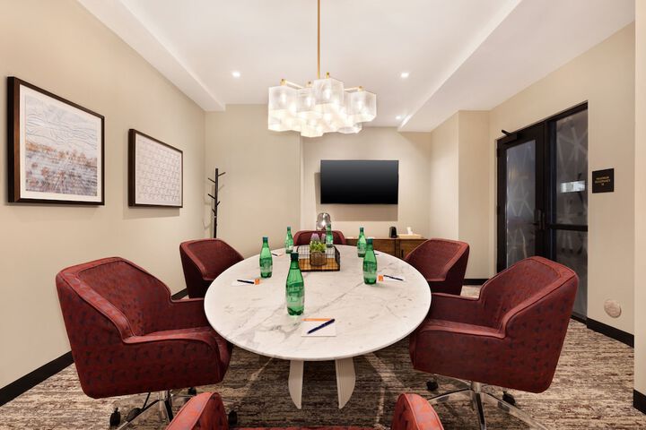 Hotel Indigo Silverthorne by IHG
