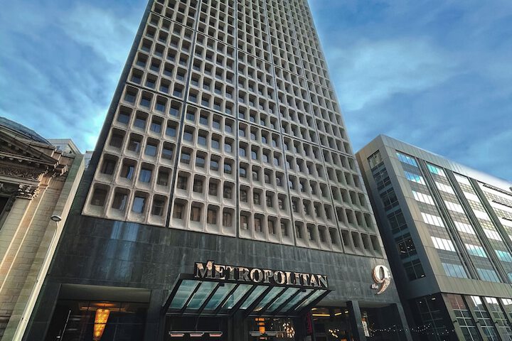 Metropolitan at the 9 Autograph Collection