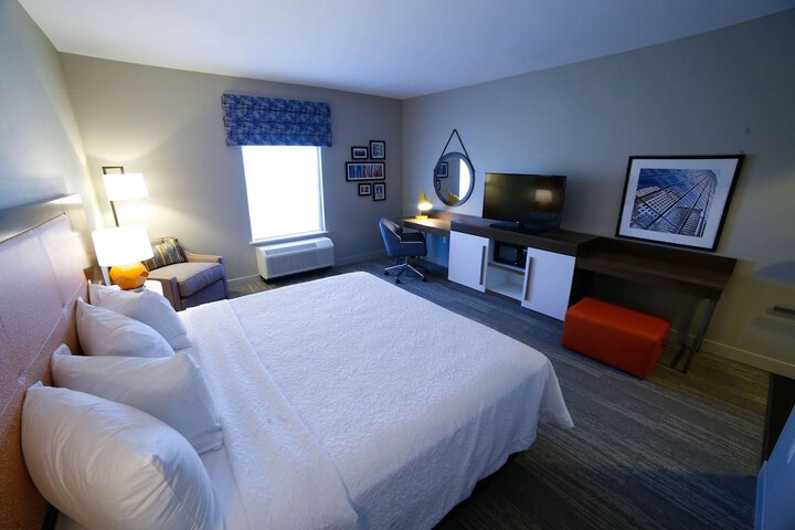 Room 16 of 35