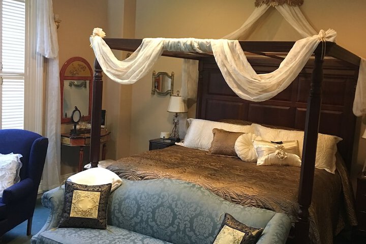 Room 12 of 54