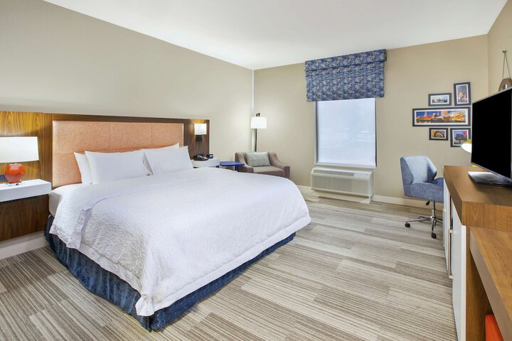 Room 9 of 22