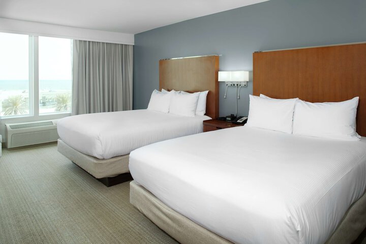 DoubleTree by Hilton Hotel Biloxi