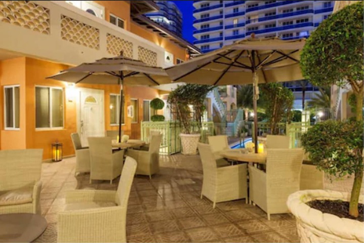 Hotel Exterior 35 of 35
