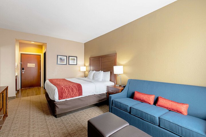 Room 16 of 35
