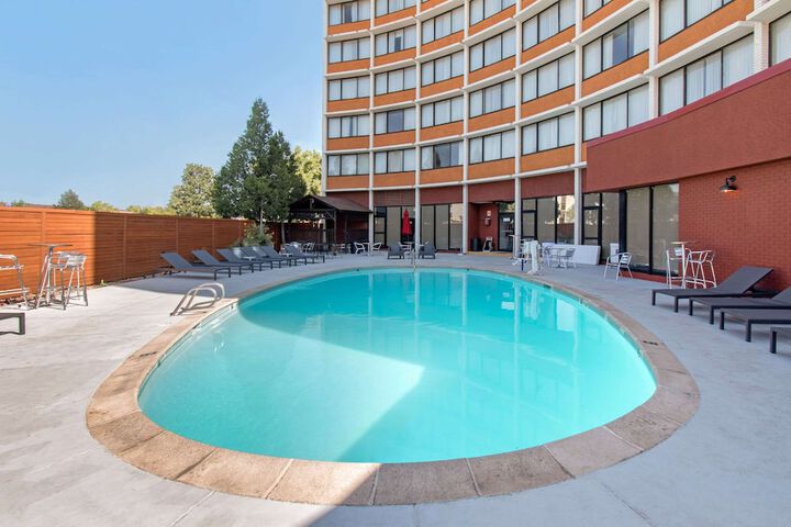 Pool 7 of 59