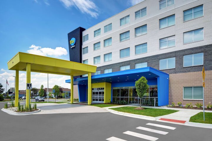 Tru by Hilton Troy Detroit