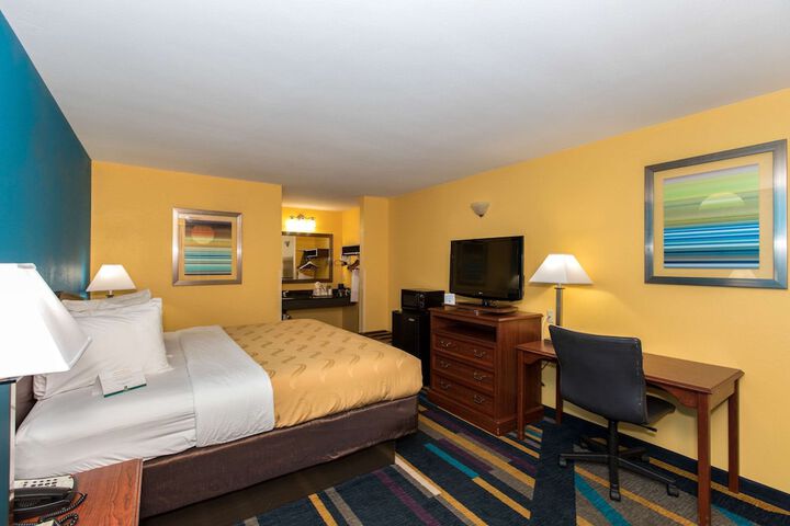 Room 19 of 27
