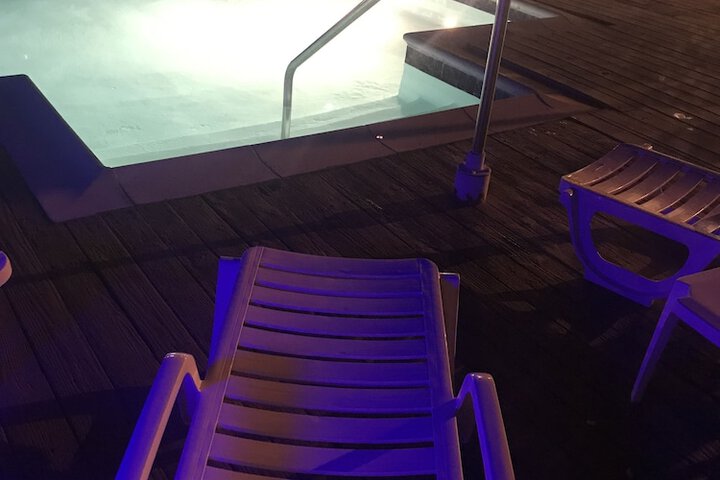 Pool 13 of 44