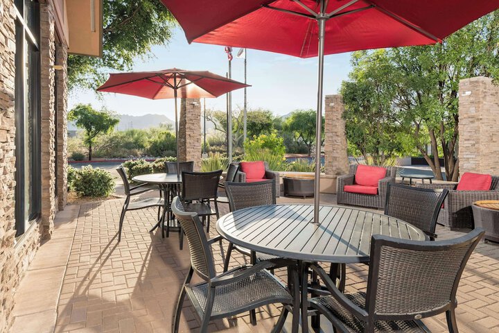 Terrace/Patio 46 of 48