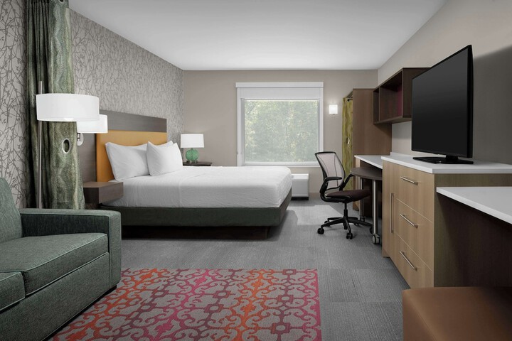 Room 18 of 35