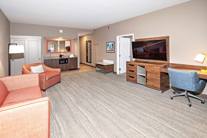 Hampton Inn by Hilton Ottawa