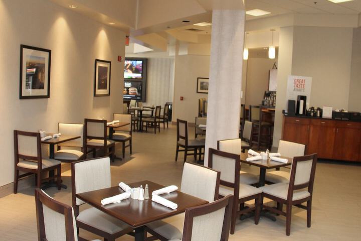 Wyndham Garden Buffalo Downtown