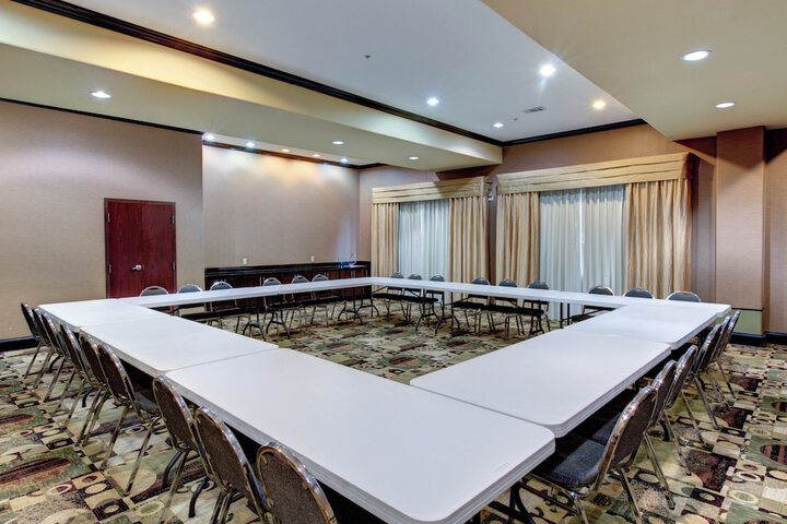 Comfort Suites Waxahachie - Dallas
