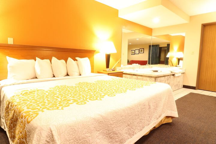 Room 15 of 51