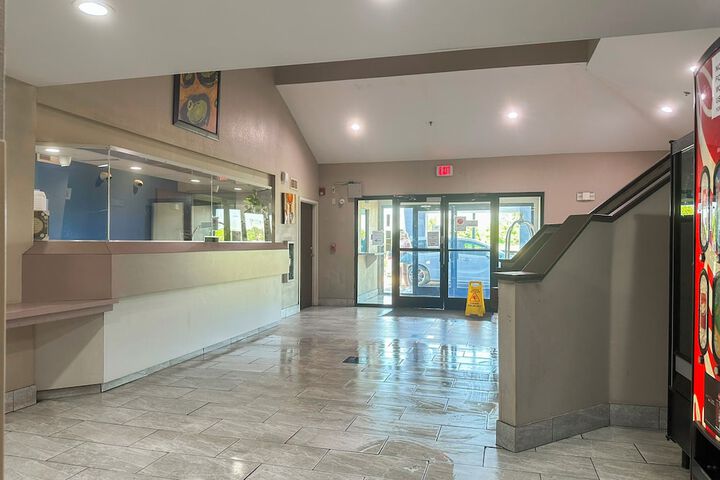 Classic Inn by Townhouse American Way Memphis I 240