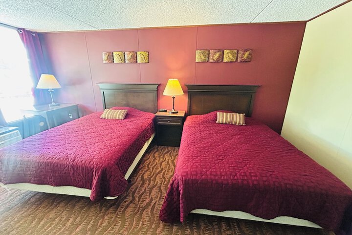 Colonial Mountain Inn Branson MO